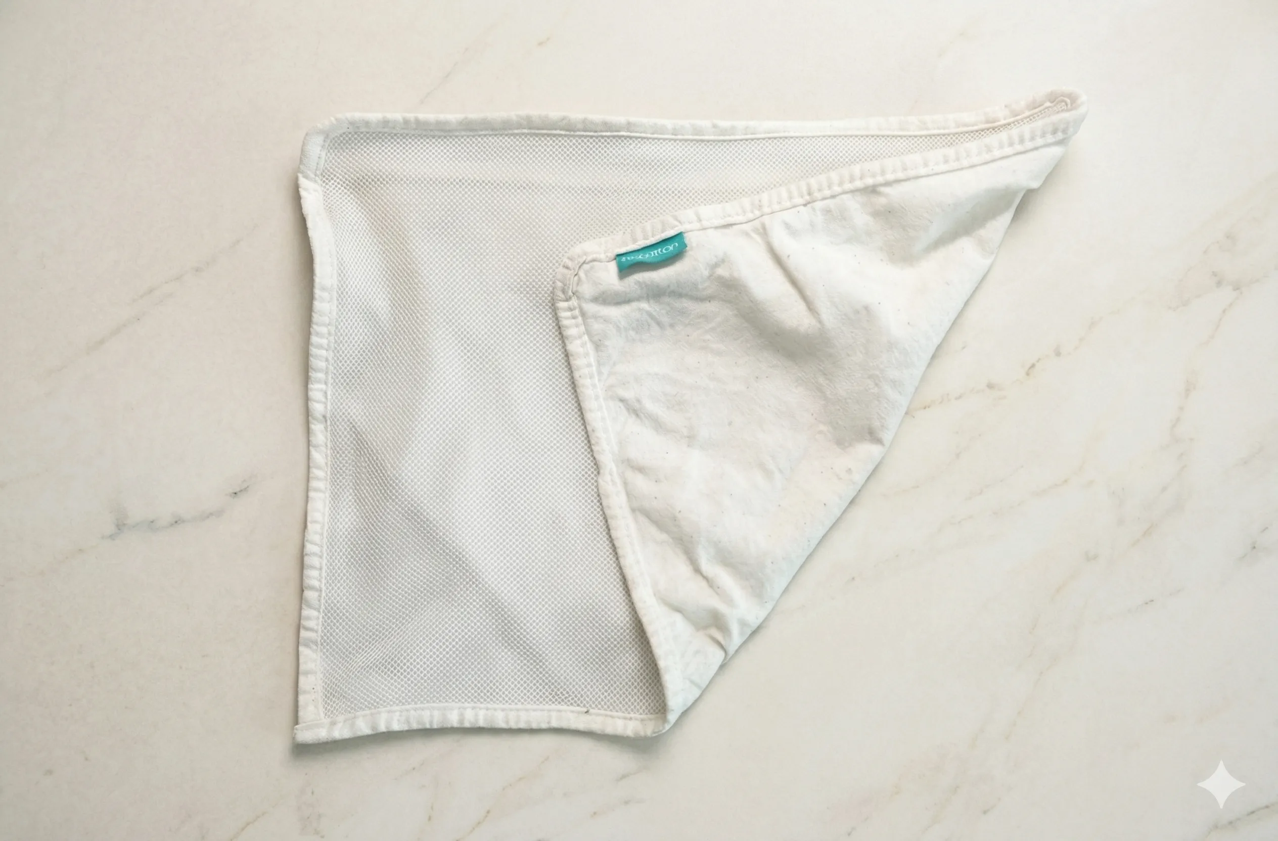 Folded soft packaging pouch